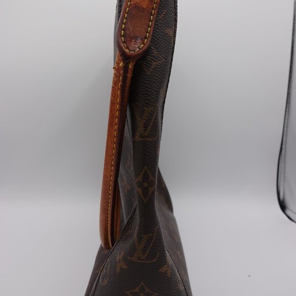 Louis Vuitton Monogram Looping GM Shoulder Bag - Picture 4 of 14